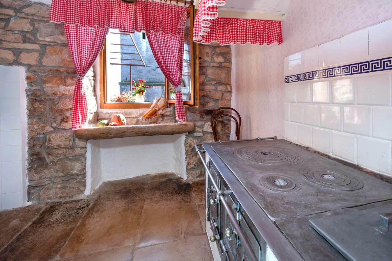 Rural Apartment Carolina Zrenj Exterior photo